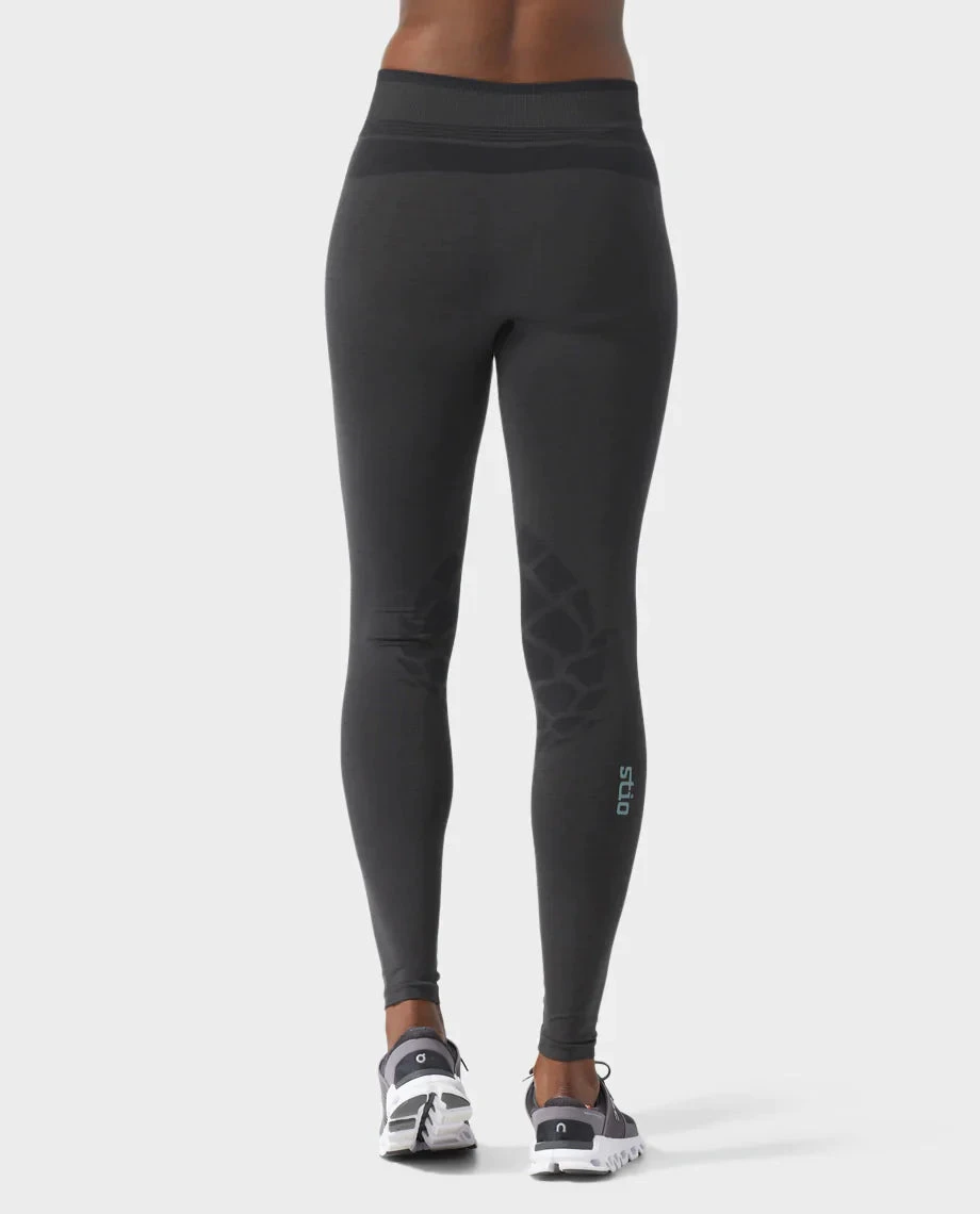 STIO Women's Basis® Seamless Tech Tight 13 STIO Women's Basis® Seamless Tech Tight - Image 11