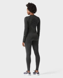 STIO Women's Basis Seamless Tech Crew -Stio 100096 115 2 Full 5a691e7a edb3 4665 9e54 dba10db66c8c