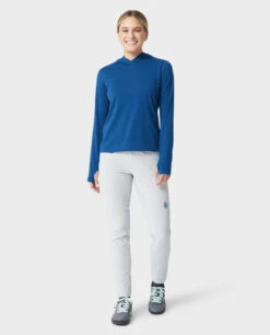 STIO Women's Divide Hooded Pullover 33 STIO Women's Divide Hooded Pullover -Stio 100250 815 1 Full