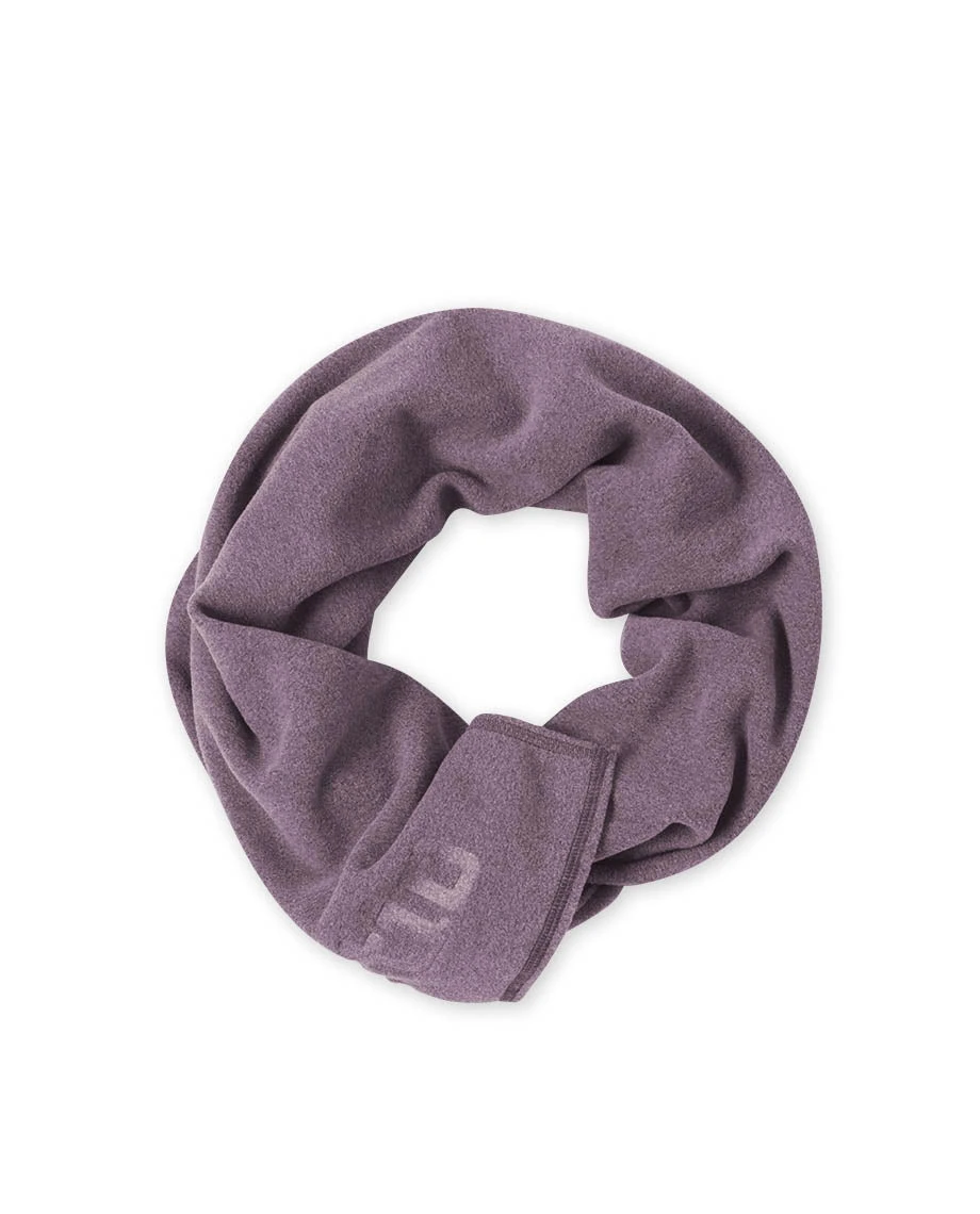 STIO Turpin Fleece Scarf 7 STIO Turpin Fleece Scarf - Image 5