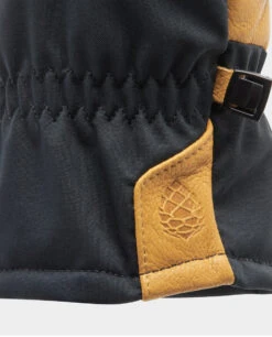 STIO Objective LP Insulated Glove -Stio 400134 101 detail logo